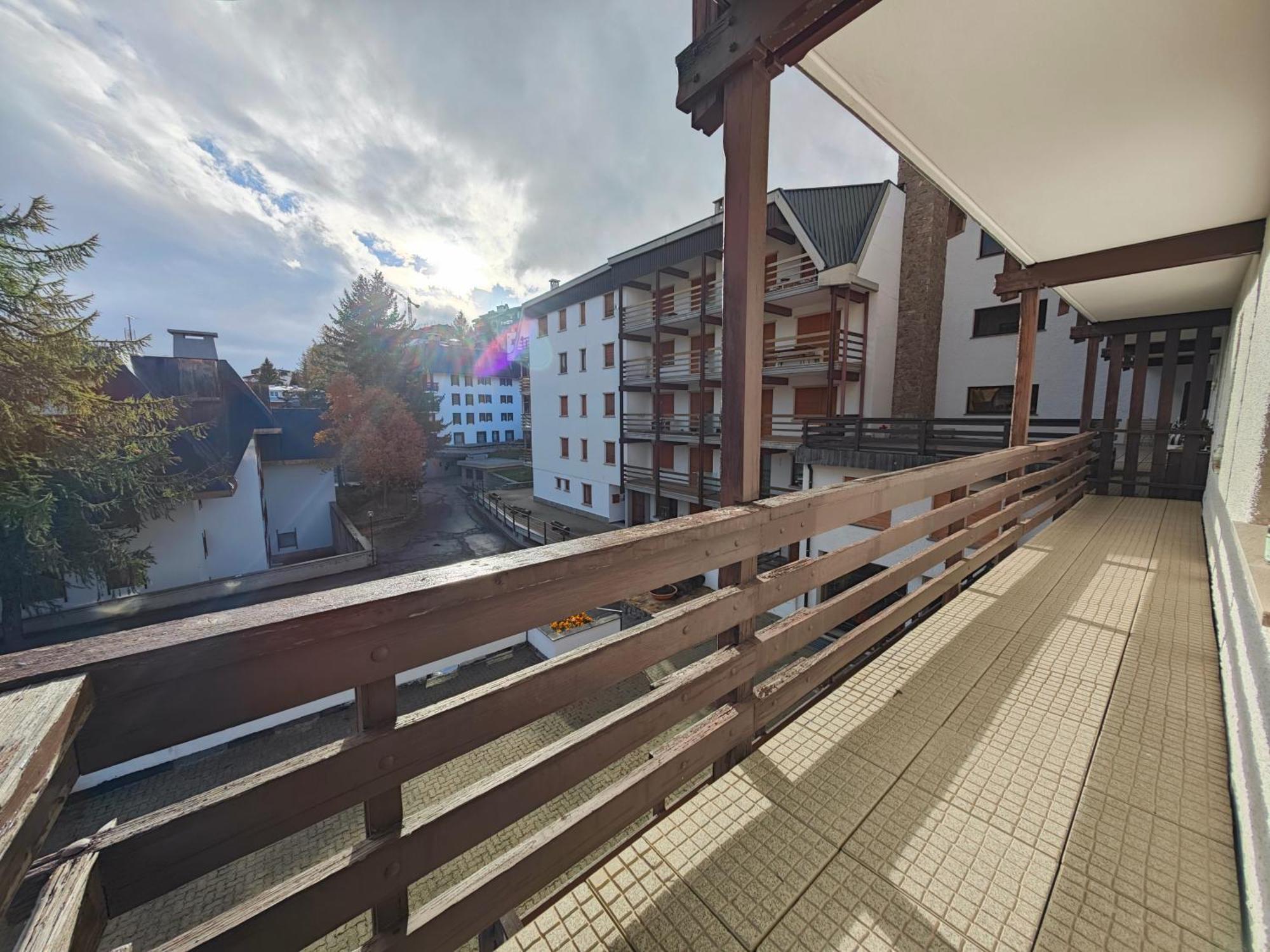 Hostdomus - Il Cerbiatto Apartment Colle Sestriere Exterior foto